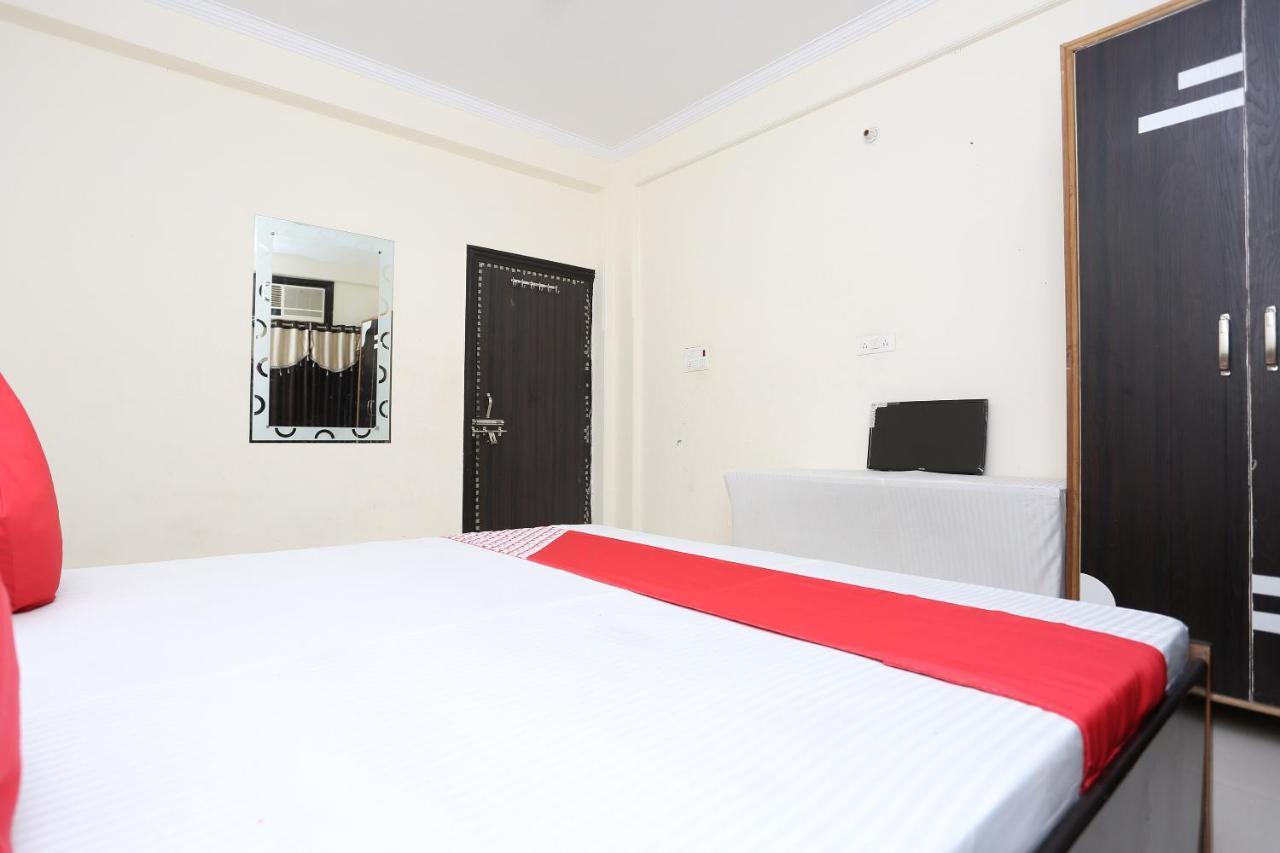 Oyo 40446 Yas Residency Hotel Alīgarh Esterno foto